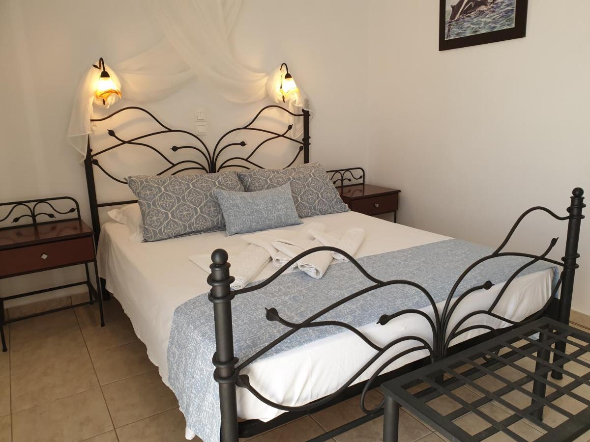 Sifnos Hotel Benaki Platis Gialos  Exterior photo