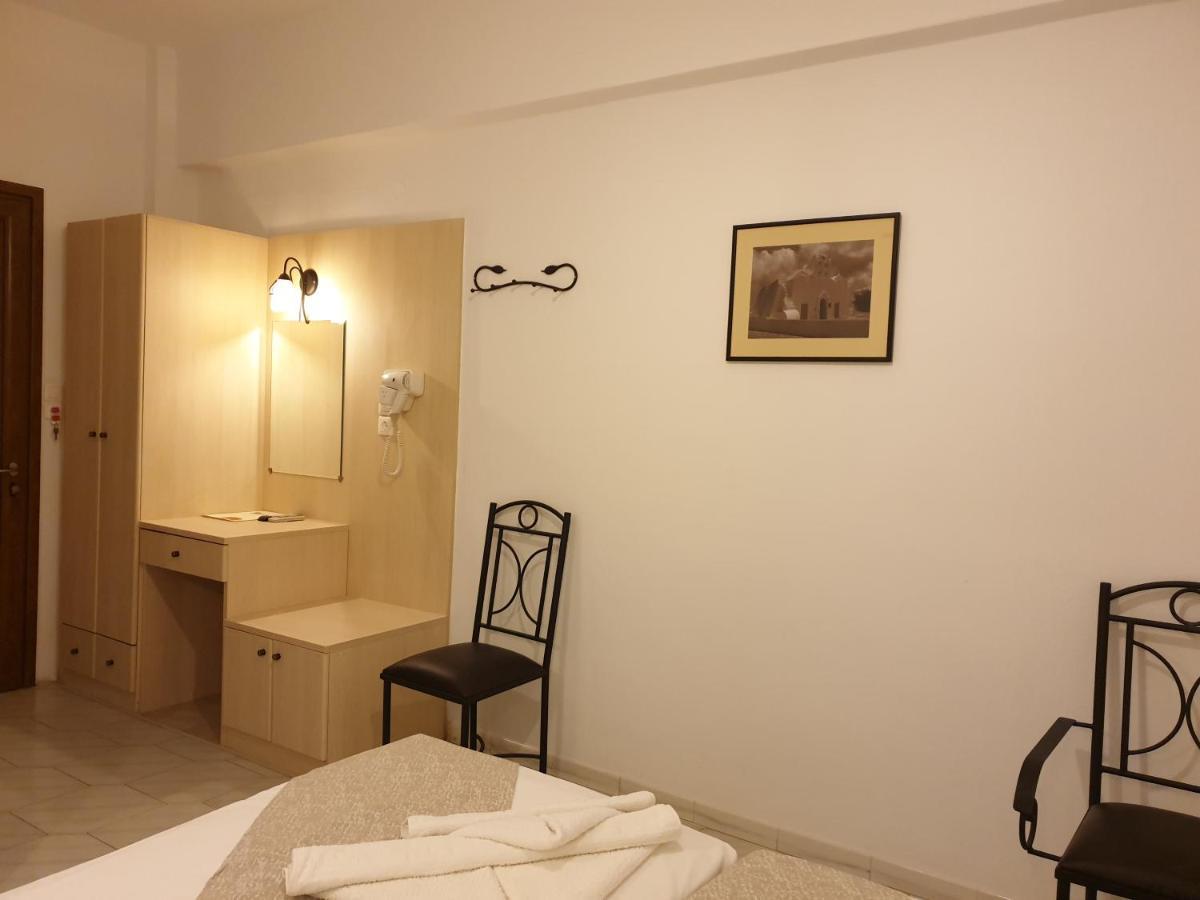 Sifnos Hotel Benaki Platis Gialos  Exterior photo