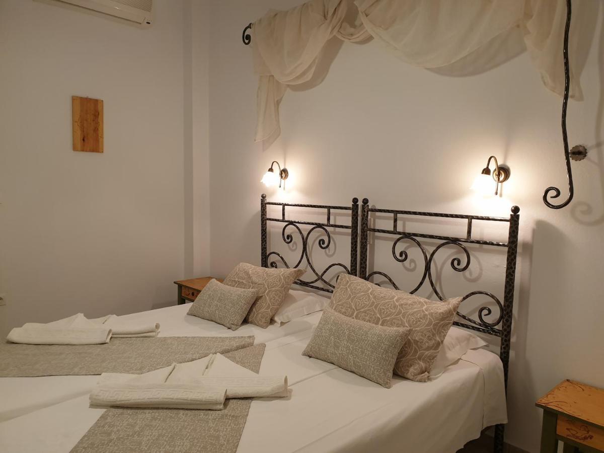 Sifnos Hotel Benaki Platis Gialos  Exterior photo