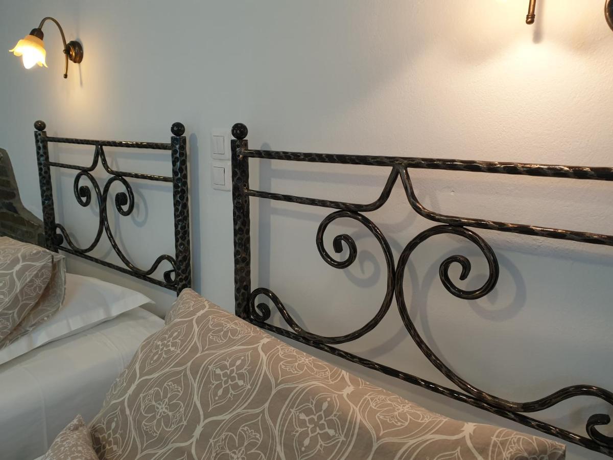 Sifnos Hotel Benaki Platis Gialos  Exterior photo