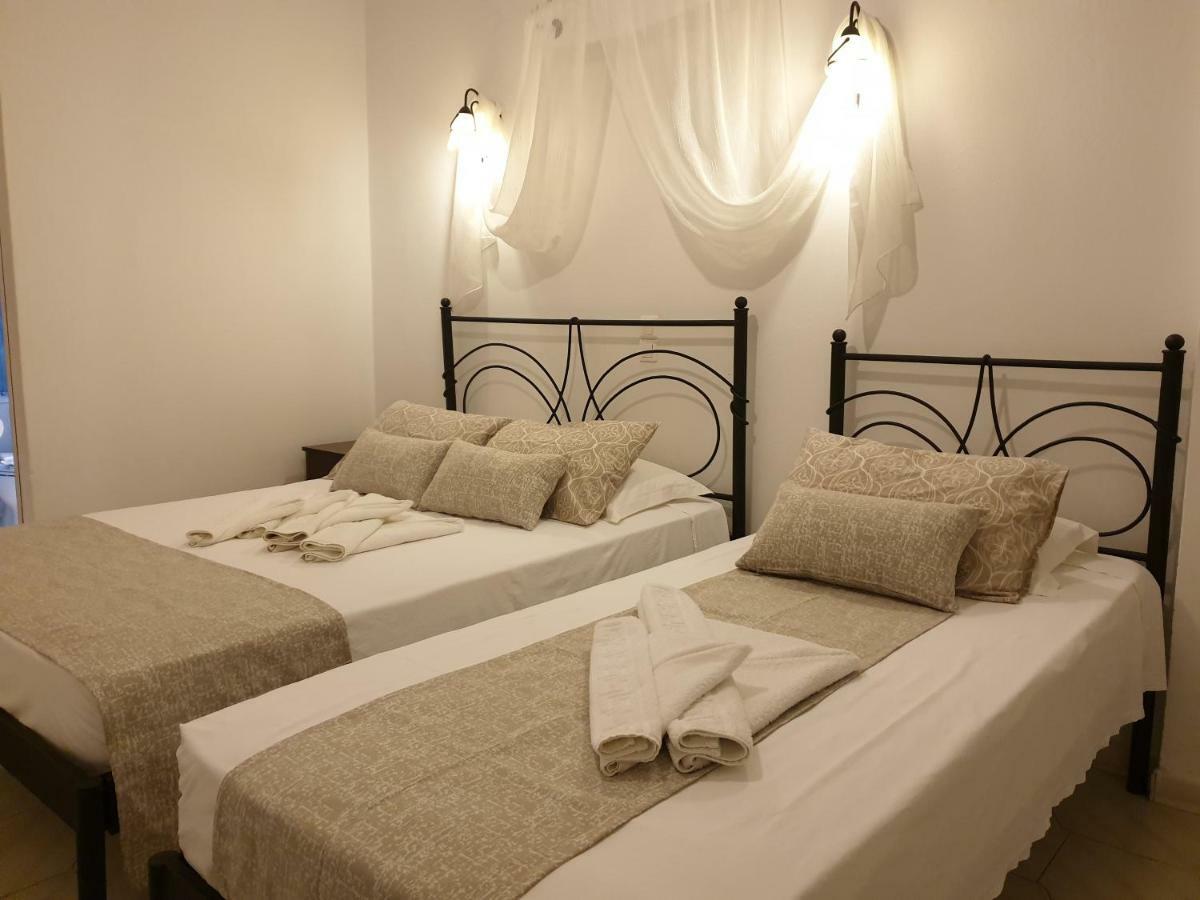 Sifnos Hotel Benaki Platis Gialos  Exterior photo