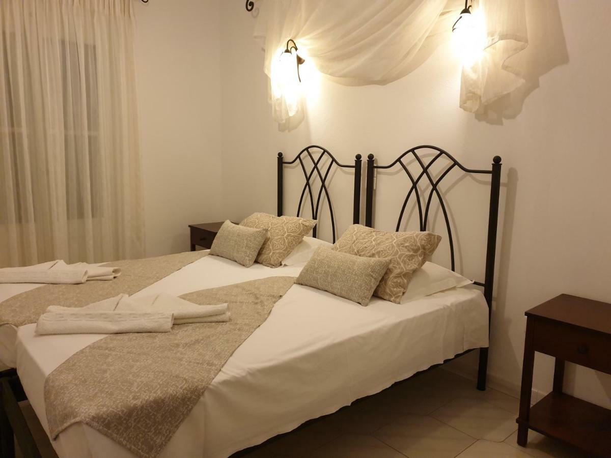 Sifnos Hotel Benaki Platis Gialos  Exterior photo